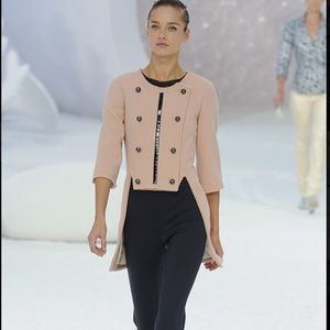 CHANEL NTW Salmon Jacket